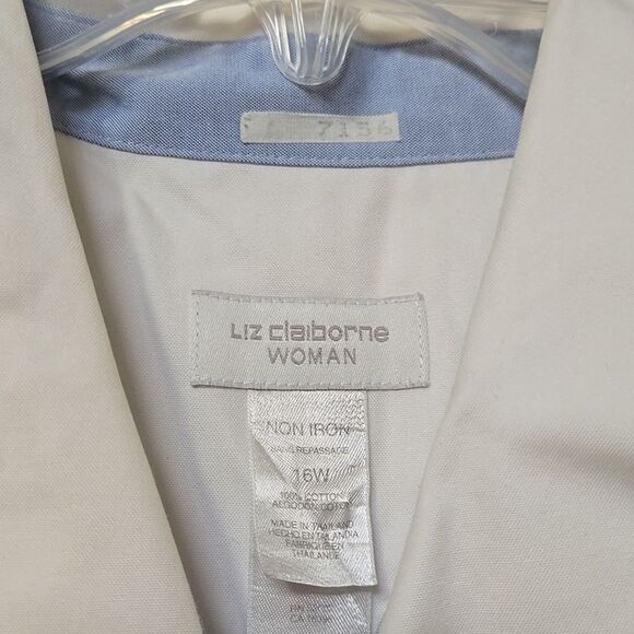 Liz Claiborne Womens White & Blue Button-Down Shirt Non-Iron Size 16W Business - Picture 3 of 6